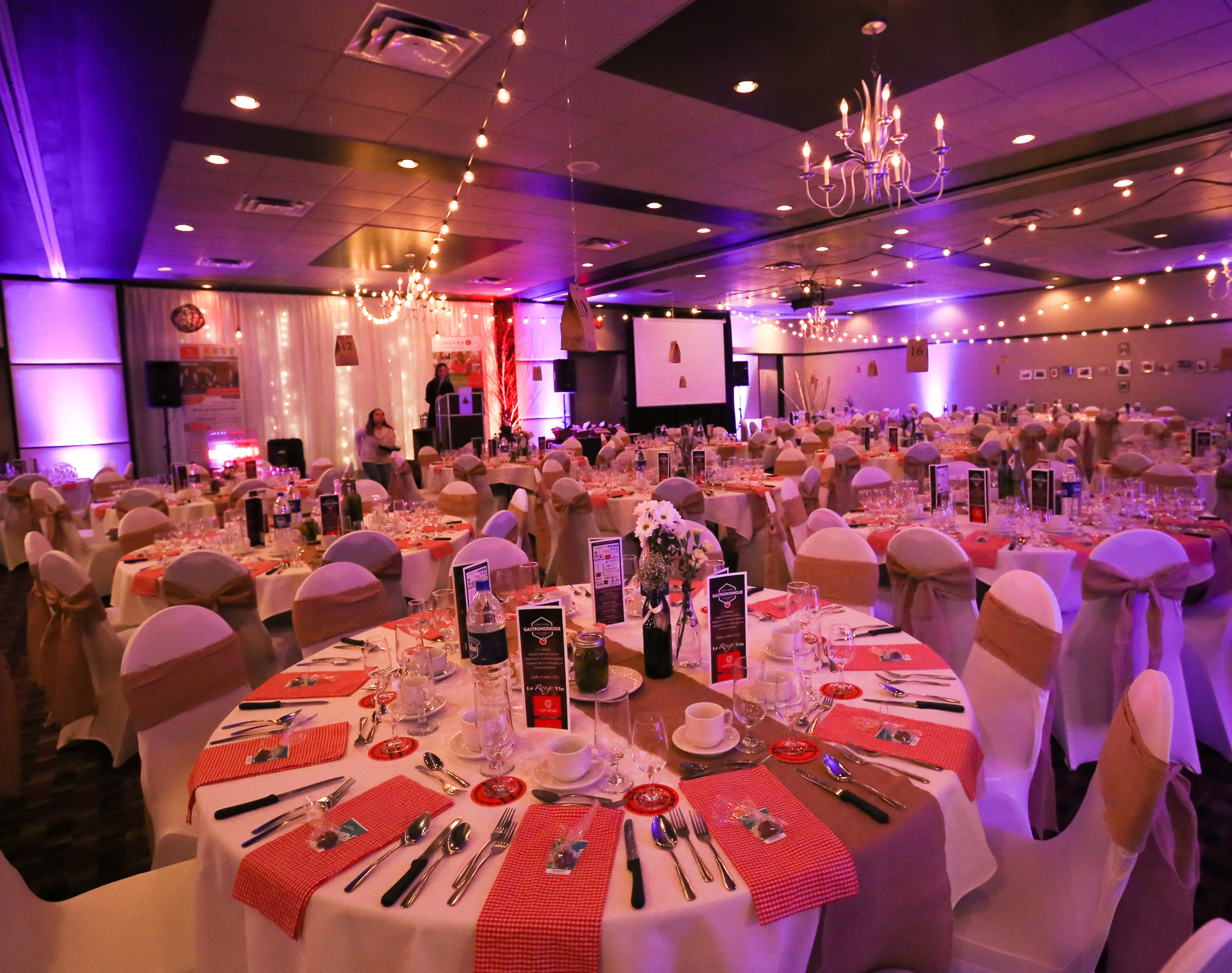 Hotels Gouverneur Trois Rivieres Meeting And Event Room Quebec Room